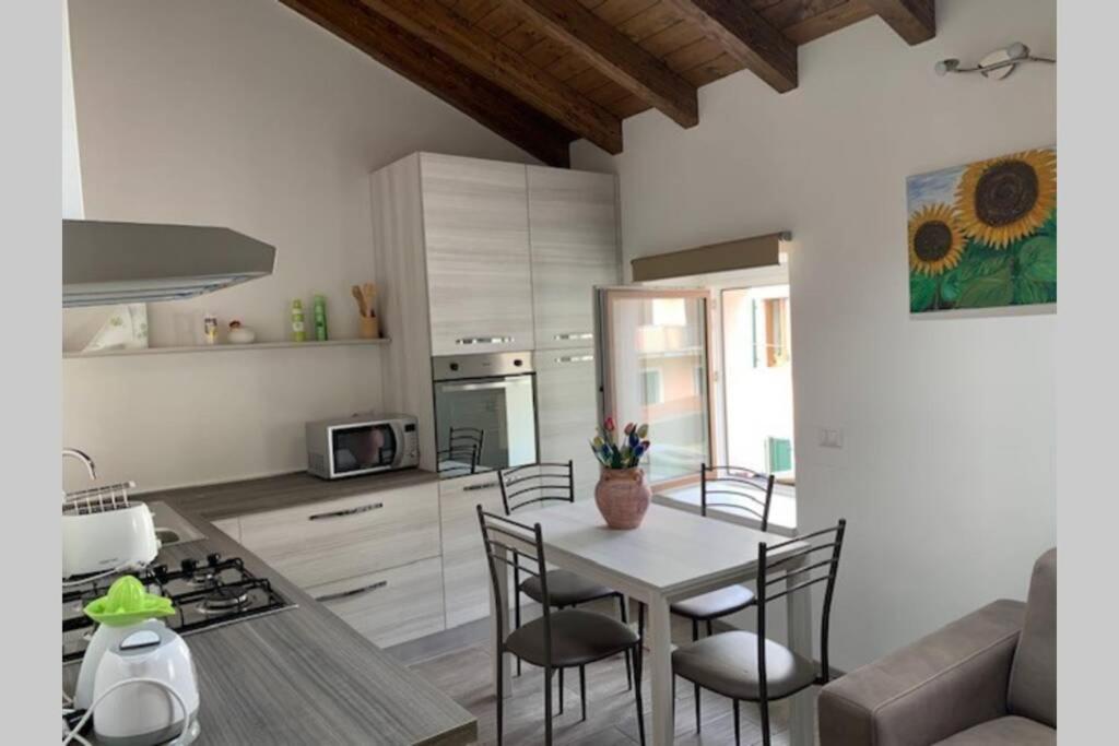 Casetta Al Portico, Relax E Tranquillita Porlezza Kültér fotó