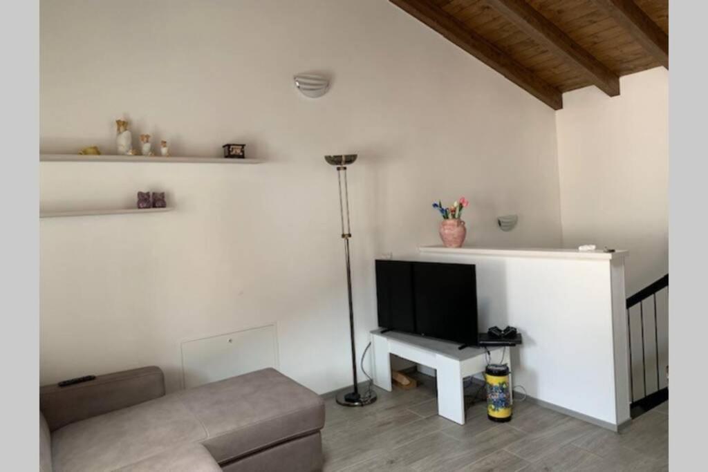 Casetta Al Portico, Relax E Tranquillita Porlezza Kültér fotó